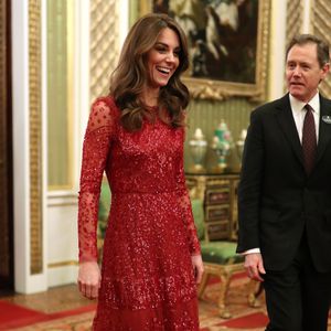 Ein Traum in Rot: Herzogin Kates Kleid kostete 700 Euro