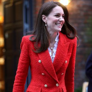 Echter Hingucker: Herzogin Kate trägt Blazer für 60 Euro!