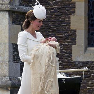 Kates Ascot-Auftritt: Ist hier etwa ein Babybauch zu sehen?