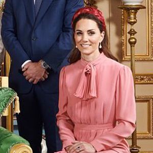 Wie Blair Waldorf: Herzogin Kates Look auf Archies Tauf-Foto