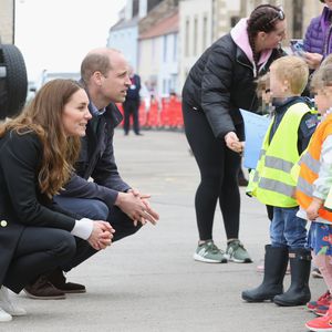 Fans sind entzückt: Prinz William und Kate plaudern mit Kids
