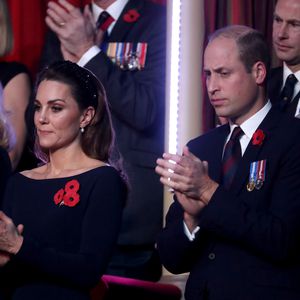 William und Kate im Publikum: Comedian nimmt sie auf den Arm