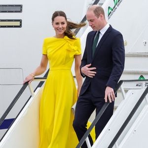 William und Kate dürfen im Flieger nicht First Class fliegen