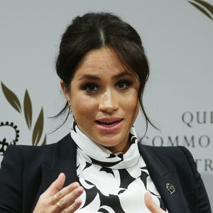Nach vier Privatjet-Flügen: So geht Meghan mit der Kritik um