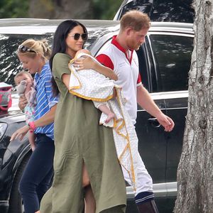 75 Outfits: So teuer waren Meghans Schwangerschaftsroben!