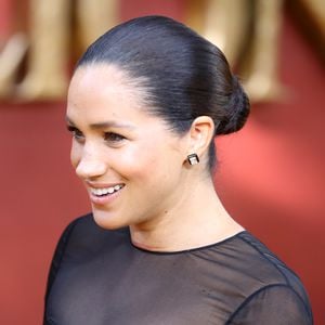 Meghan darf sich wegen Queen Mum nicht gegen Kritiker wehren
