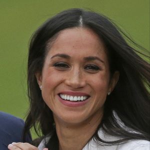 Gewusst? Herzogin Meghan hat einen zweiten Verlobungsring!