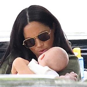 Sparsame Mami: Meghan cremt Baby Archie mit 5-Euro-Creme ein