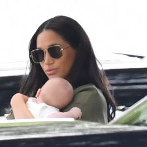 Süßer Kuss: Erste Paparazzi-Bilder von Meghan & Archie!