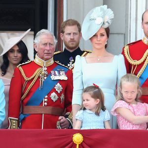 "Mit Wut": Reagiert das Königshaus so auf "Harry & Meghan"?
