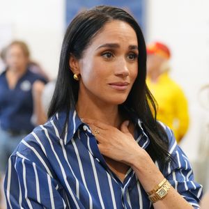 Heikler Termin: Meghan sorgt mit Outfit-Werbung für Kritik