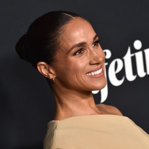 Herzogin Meghan strahlt den "Endgame"-Skandal einfach weg