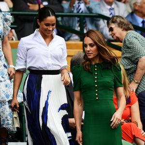 Welche royalen Ladys geben am meisten für ihre Outfits aus?
