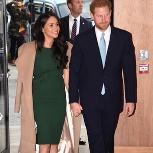 Herzogin Meghan recycelt besonderes Kleid zum dritten Mal!