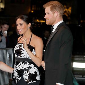 Prinz Harry reist bald ohne schwangere Meghan nach Afrika