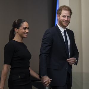 Hand in Hand: Hier unterstützt Herzogin Meghan ihren Harry!