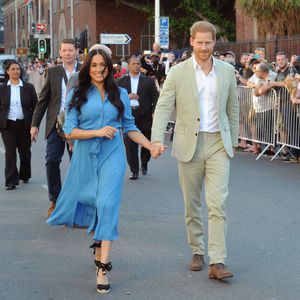 Ureinwohner sauer: Harry und Meghan nutzen "heiliges Wasser"