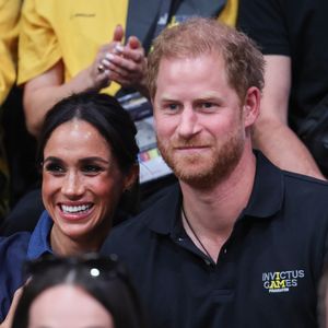 Meghan und Prinz Harry wurden wohl zum Rücktritt gedrängt
