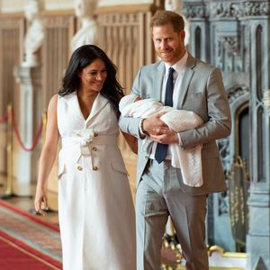 Im Ausland: So sieht Camilla Baby Sussex' erstes Presse-Pic!