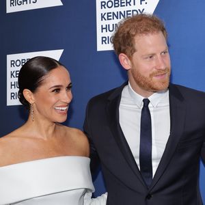 Ohne Meghan unterwegs: Hat Prinz Harry etwa viel mehr Spaß?