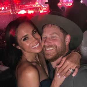 Herzogin Meghan und Prinz Harry turteln bei Beyoncé-Konzert