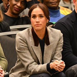 Zu anhänglich? Herzogin Meghan ist laut Fans zu "bedürftig"