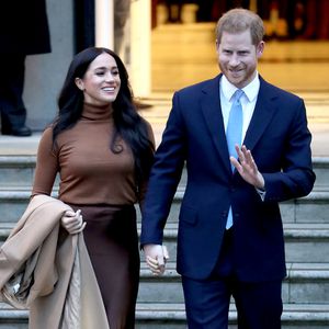 Nach Rückzug: Ziehen Harry und Meghan jetzt zu Mutter Doria?