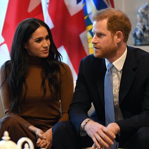 Große Überraschung: Prinz Harry & Meghan wollen zurücktreten
