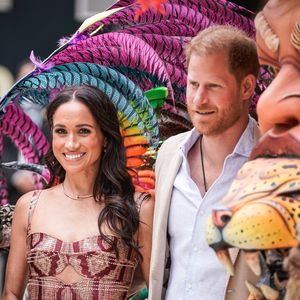 Ungewohnter Anblick: Prinz Harry und Meghan tanzen Salsa