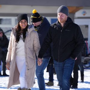 Hand in Hand: Meghan und Prinz Harry zeigen sich verliebt