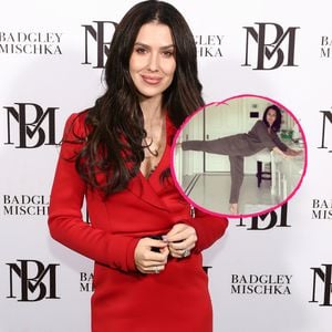 Schwanger-Workouts: Hilaria Baldwin sportelt im Badezimmer