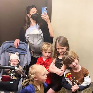 Ganze Rasselbande: Hilaria Baldwin mit ihren sechs Kids!