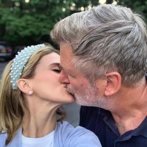 Inniger Kuss: Hilaria und Alec feiern siebten Hochzeitstag!
