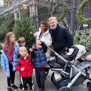 Nach Alecs Interview: Baldwins kaufen einen Weihnachtsbaum
