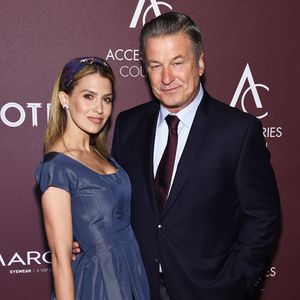 Hilaria Baldwin & Baby Carmen: Niedliches Yoga-Duo