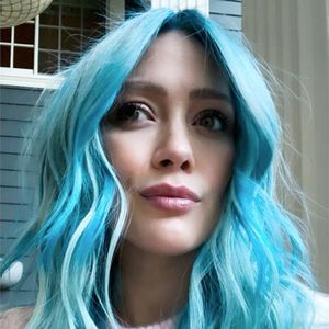 Blaue Haare: Bekommt schwangere Hilary Duff einen Jungen?