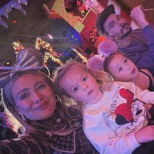 Schwangere Hilary Duff genießt die Zeit mit ihren Töchtern