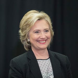 Wegen Cybersex mit Trump-Fan! Ehe-Aus bei Clintons Managerin