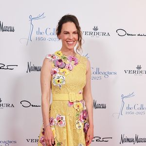 So positiv sieht Hilary Swank die Trotzphase ihrer Zwillinge