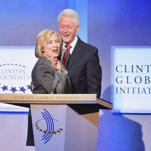 Im Maischberger-Gespräch: Hillary Clinton schützt ihren Mann