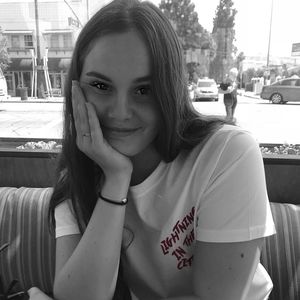 Holly Ramsay, Juli 2018