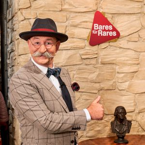 "Bares für Rares": Hammer-Preis für überdimensionalen Schuh