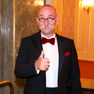 Zur Primetime: "Bares für Rares" bekommt Weihnachtsspecial!
