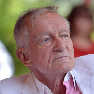 Echt jetzt? Heiratet Crystal Hugh Hefner doch?