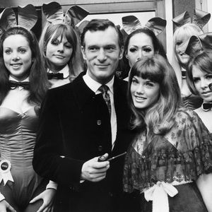 Hugh Hefner stellt seine neuen Bunnies vor!