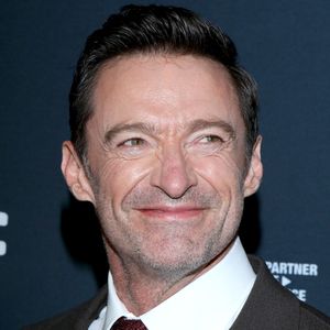 Neu-Single Hugh Jackman verlässt Party mit blonder Frau!