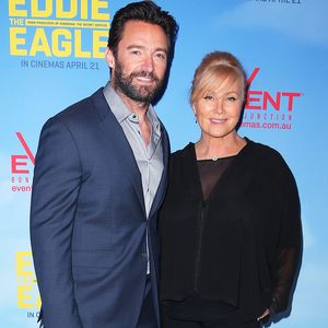 Geiler Barsch: Hugh Jackman geht zum Relaxen auf Fischfang