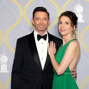 Offiziell bestätigt? Hugh Jackman und Sutton halten Händchen