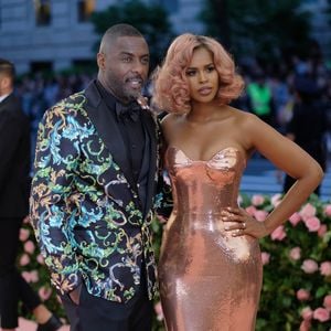 Bei den Golden Globes: Idris Elba heizt 007-Gerüchte an