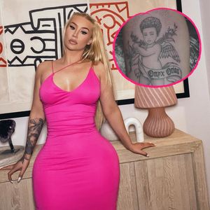 Wie süß! Iggy Azalea lässt sich ihren Sohn Onyx tätowieren